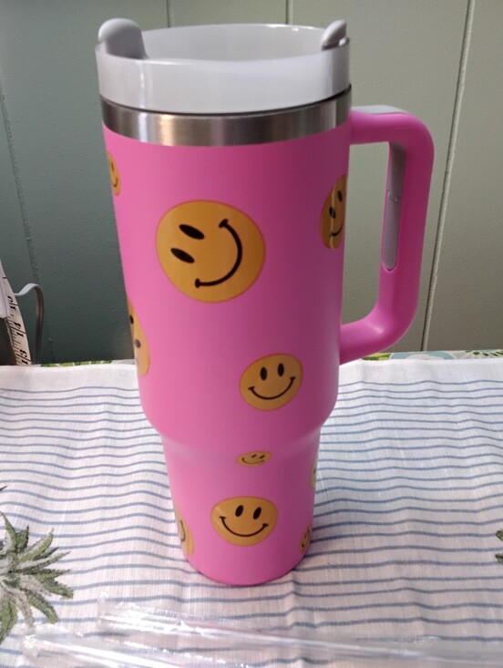 Smiley Face. Other - 3955 40 Oz. Pink Smiley Face Travel Mug